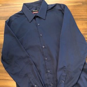 Van Heusen Men’s Button Down Shirt